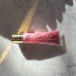 Sweet Tooth by Sabrina Carpenter Lip Gloss